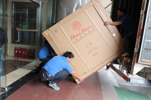 北关钢琴贵重工艺品无忧运